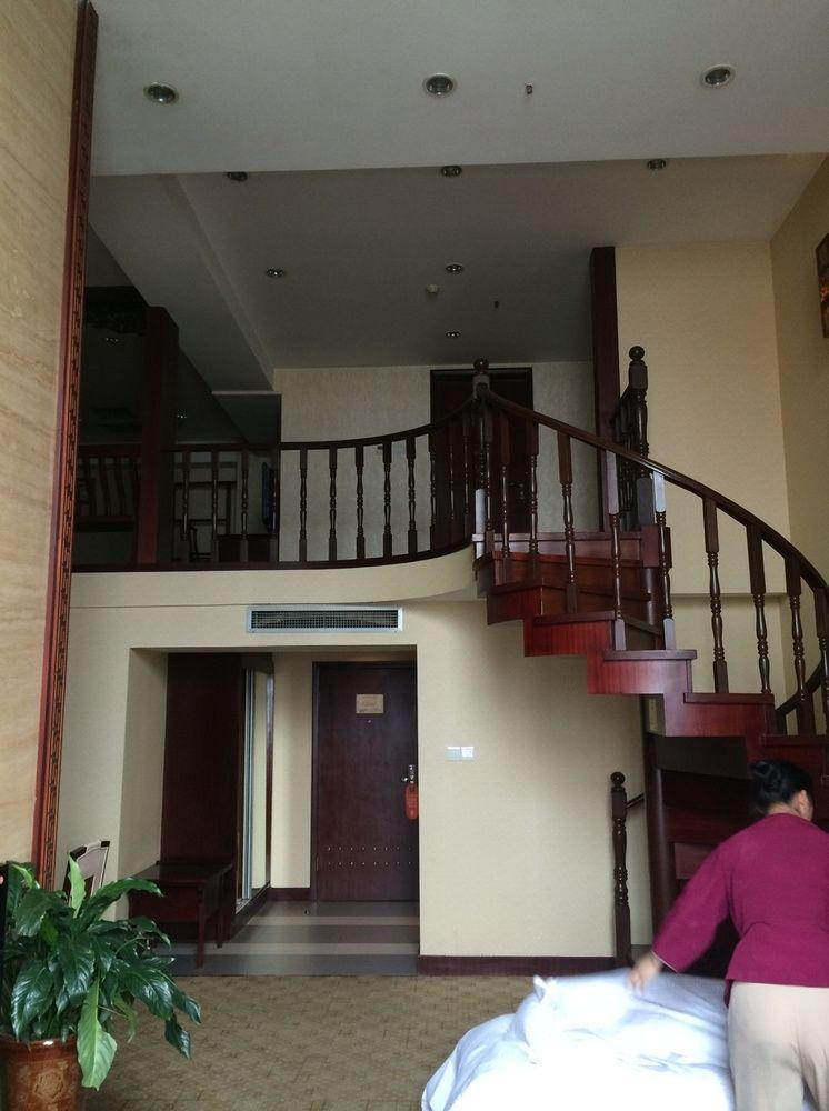 Hongyadong Hotel Čchung-čching Exteriér fotografie