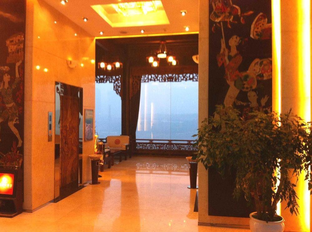 Hongyadong Hotel Čchung-čching Exteriér fotografie